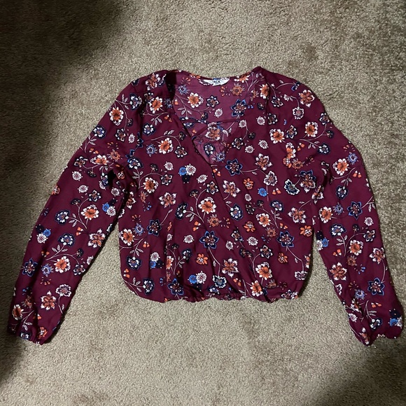 Brand: Jack. Size: XS. Colour: Burgundy - Picture 3 of 4